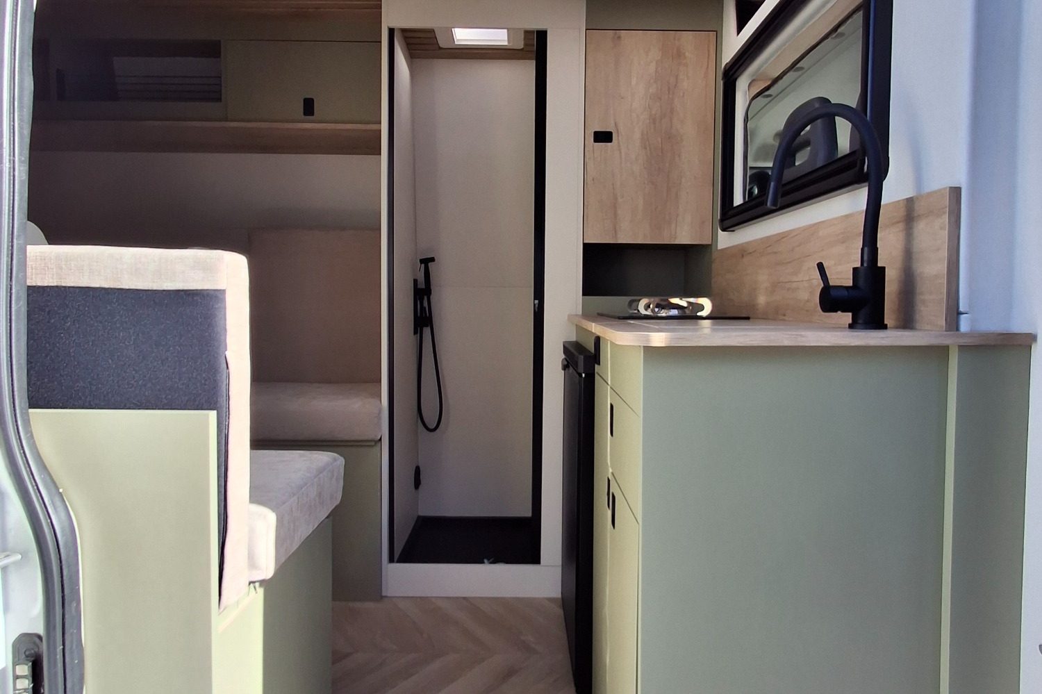 vanlife van de voyage